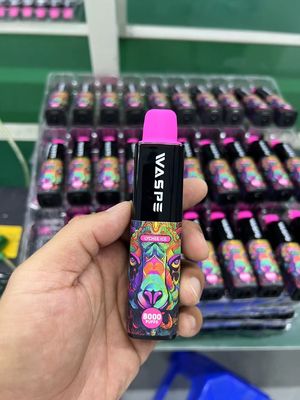 Typ-C Ladekabine Waspe 8000Puffs Einweg-Stift mit 650mAh-Batterie